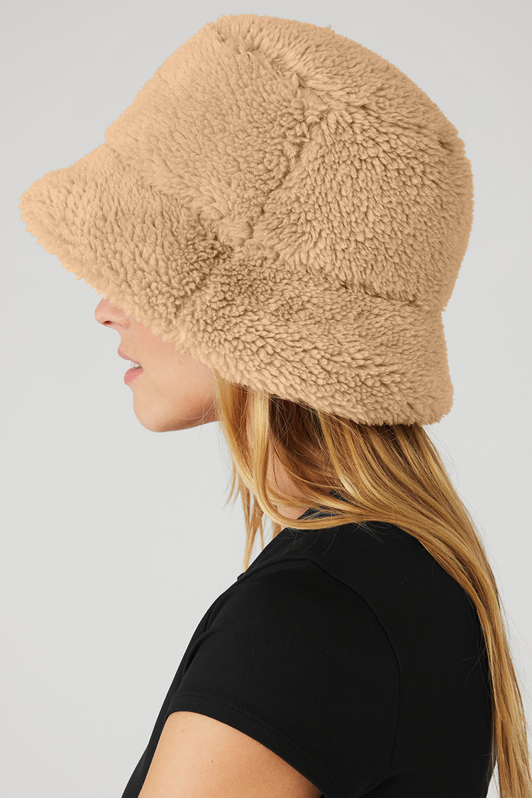 Foxy Sherpa Bucket Hat