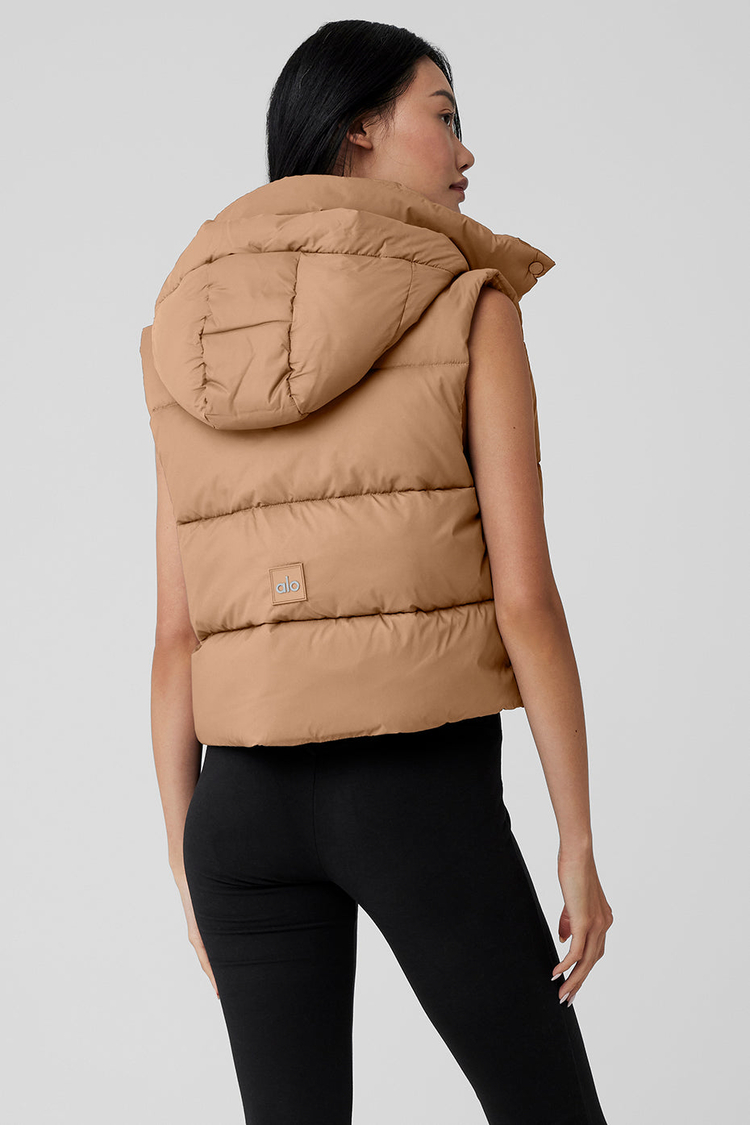 Buy Gold Rush Puffer Vest online Alo Yoga Kuwait Kuwait